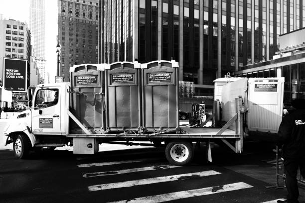 Best Best portable toilet rental  in Fort Hunt, VA